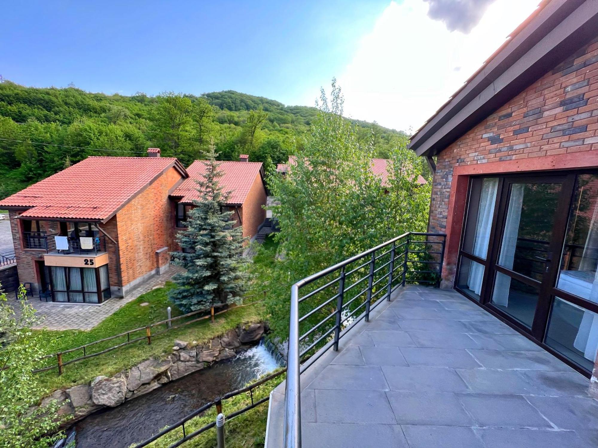 Teghenis Resort تساجكادزور الغرفة الصورة